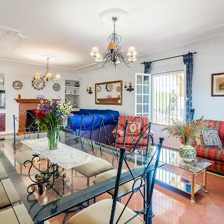 5 Bedroom In De La Frontera Holiday home